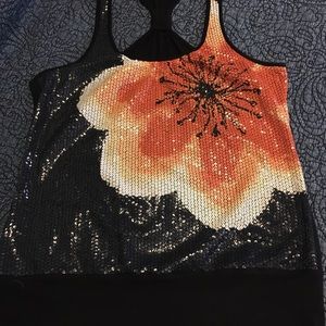 NWOT 3 heart razor back sequin tank